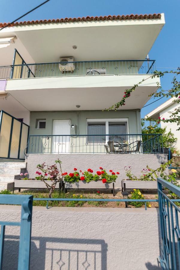 Akadimia Luxury Apartment Mytilene Exterior photo