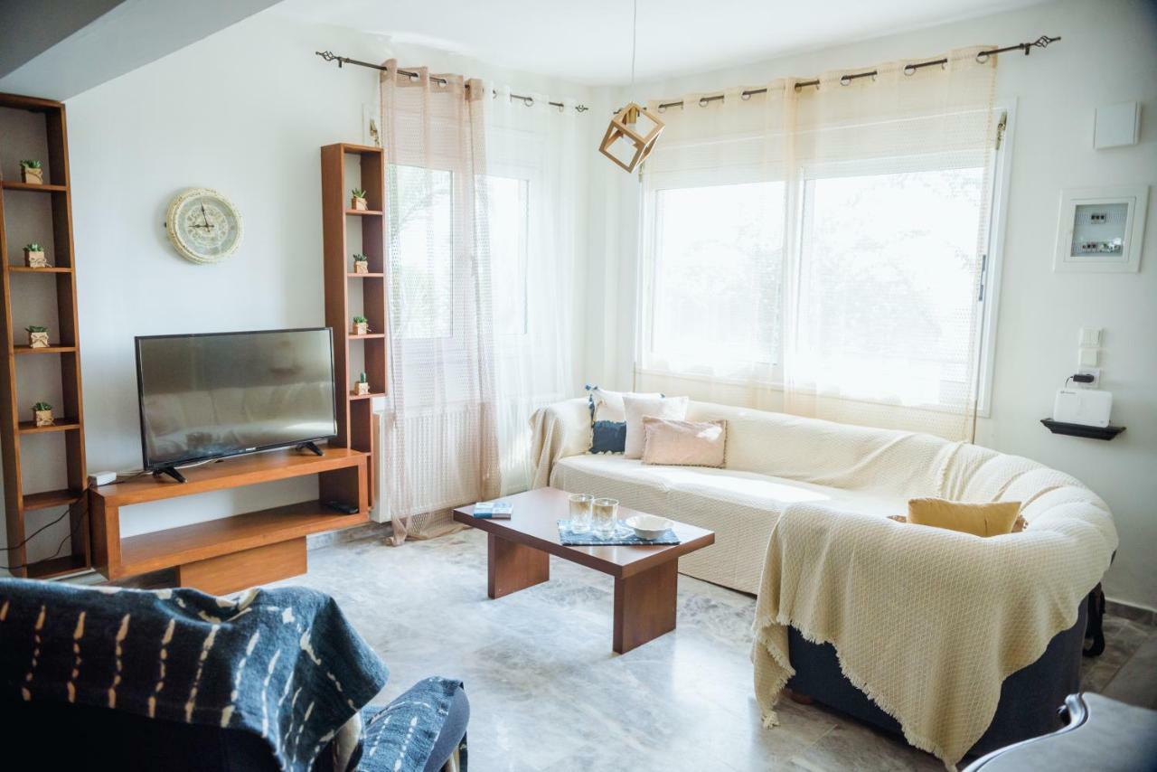 Akadimia Luxury Apartment Mytilene Exterior photo