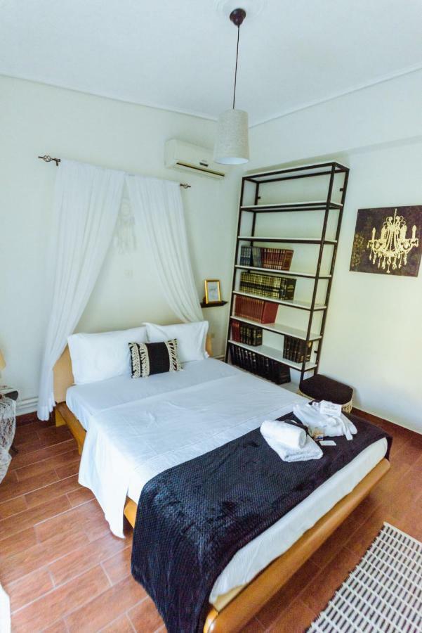 Akadimia Luxury Apartment Mytilene Exterior photo